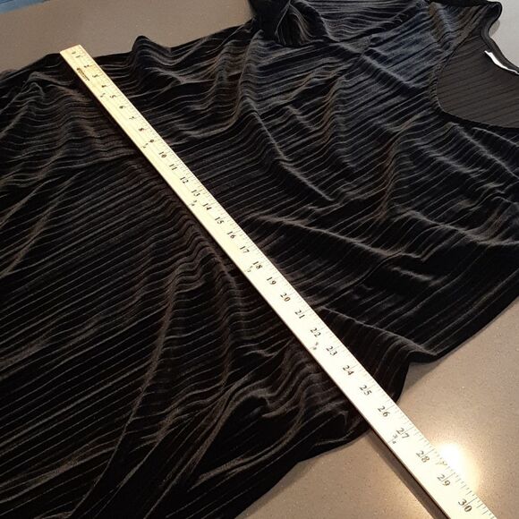 Woman Within Black Velvet Dress - Picture 8 of 9